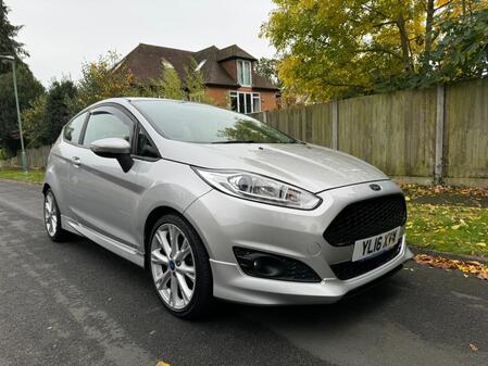 FORD FIESTA 1.0 T EcoBoost Zetec S